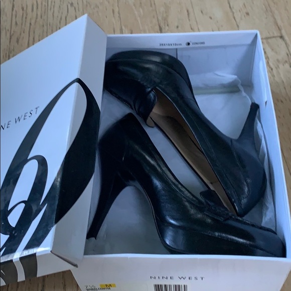 Nine West Abilene heels - Picture 6 of 6